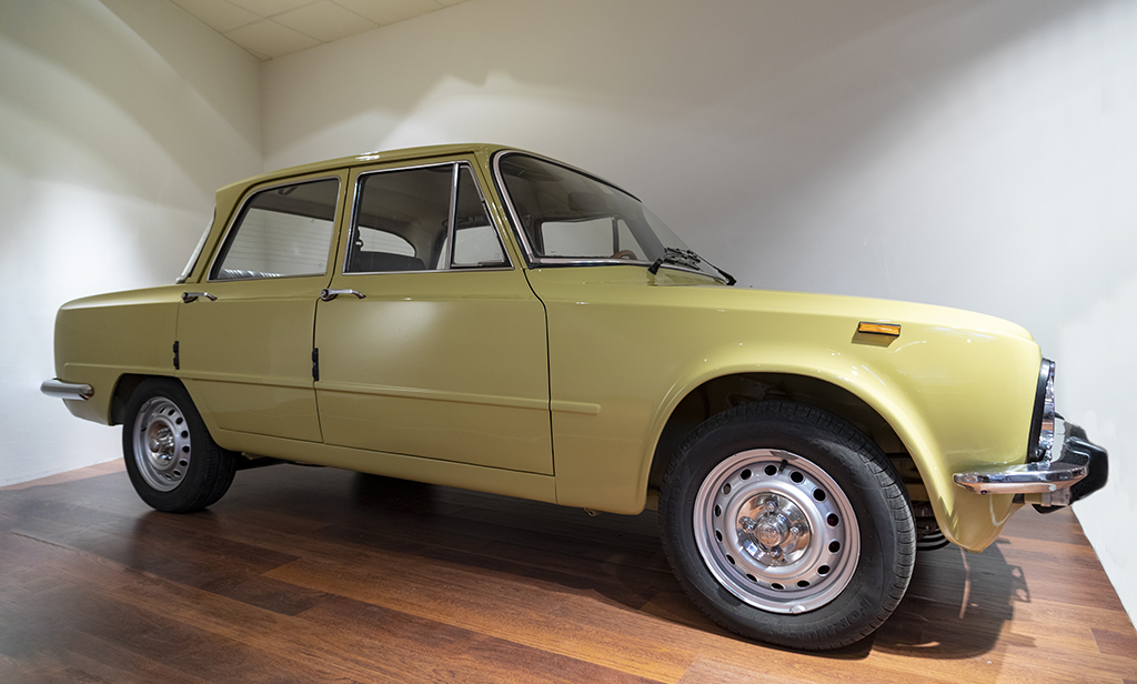 Alfa Romeo Guilia te koop Art & Classics te Borsbeek
